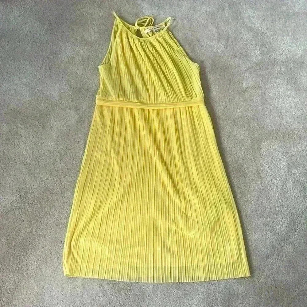 MAX  STUDIO yellow pleated summer mini dress